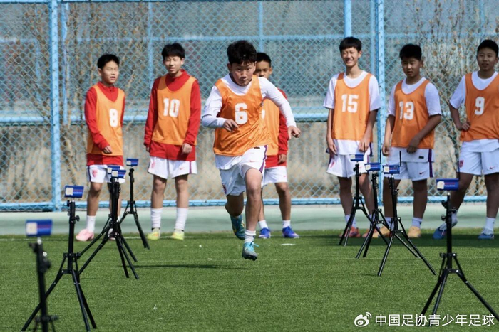 2026年在大连启动第五期中国足协男子精英青少年